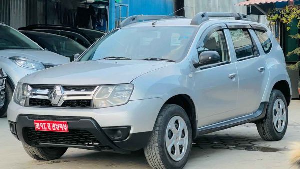 2017 Renault Duster Rxe